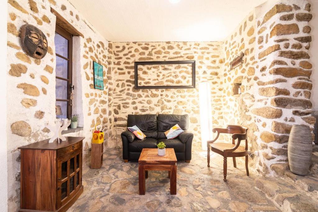 La Maison Du Bonheur Marquixanes Exteriör bild